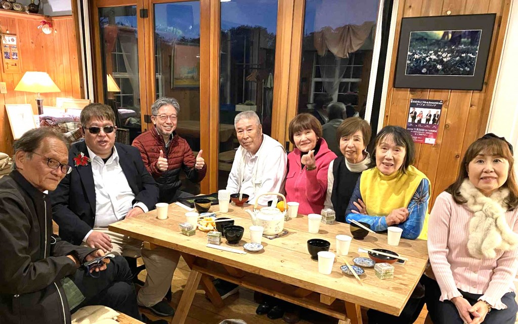 18ce90eb9-307e-42f1-87cc-4cf3809452e1