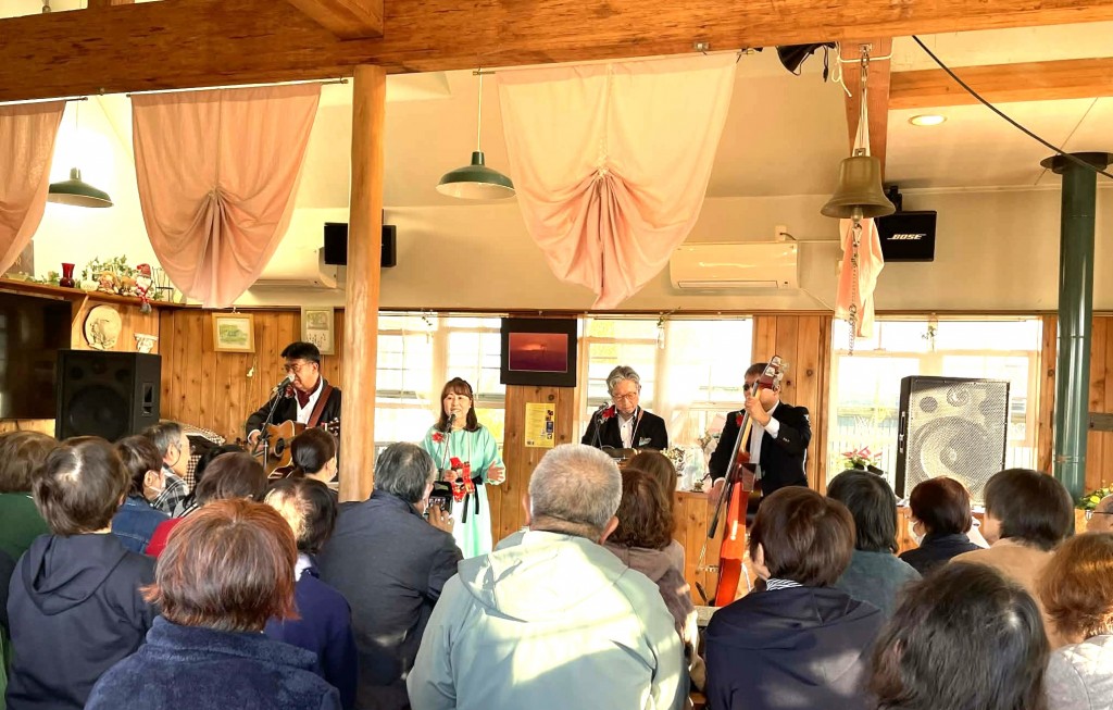 3 797f35b4-ca01-4f3c-99aa-310fde961508