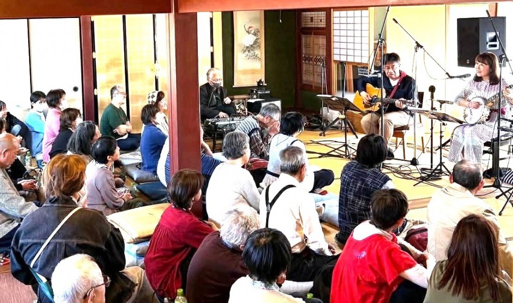 7  99d21e57-0a3a-4879-91a0-f1f07780419f