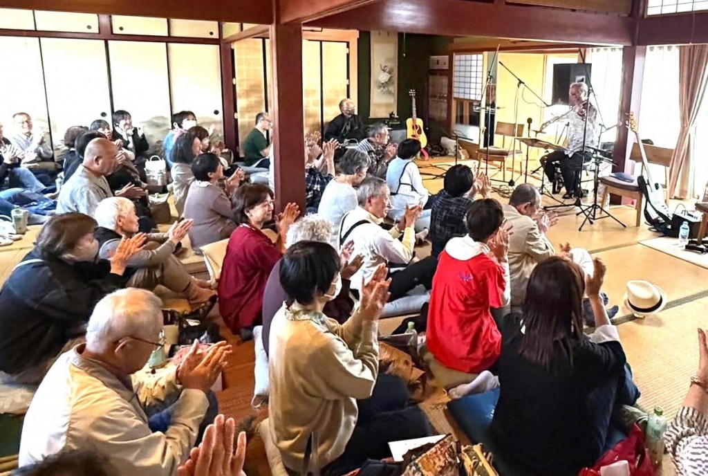 9  f1d5df25-6028-401f-ba27-a171ef174b5c